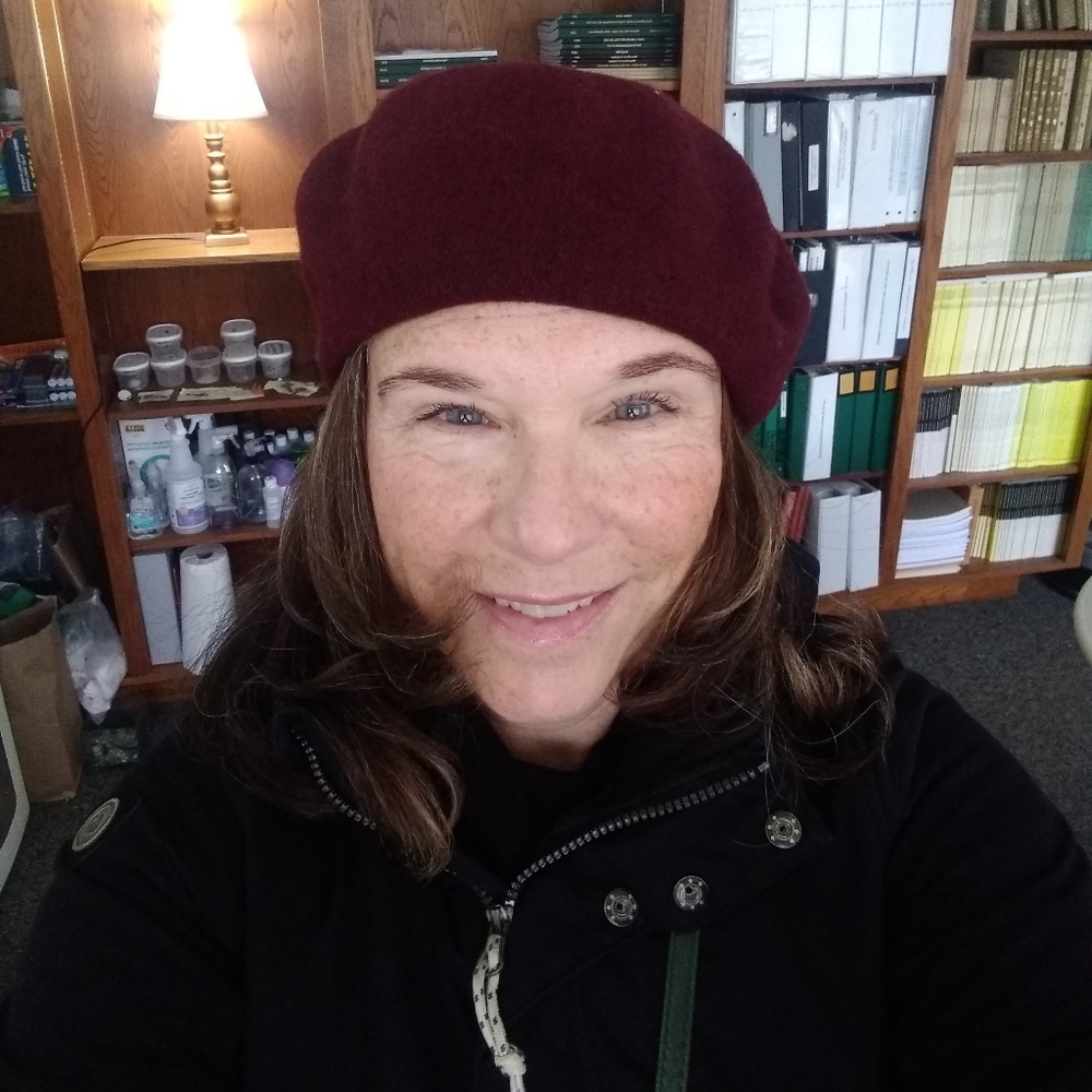 Meet your Posher, Julie
